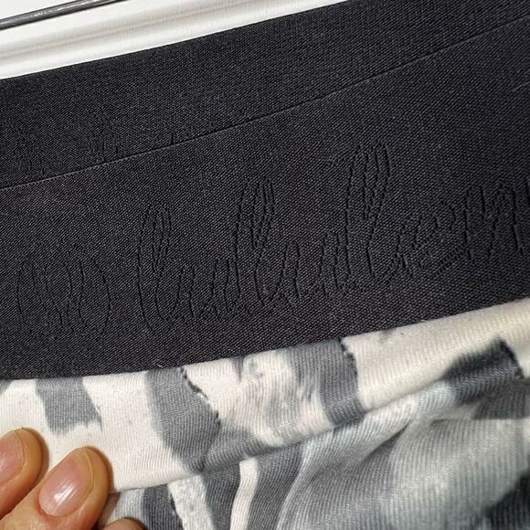 Lululemon Wunder Under Skirt Over Crop Leggings Black Cream - Picture 5 of 10